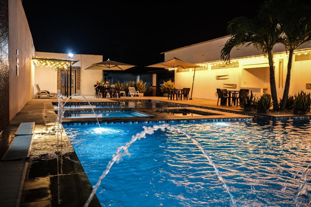 Hotel Bella Isa La Dorada Exterior photo