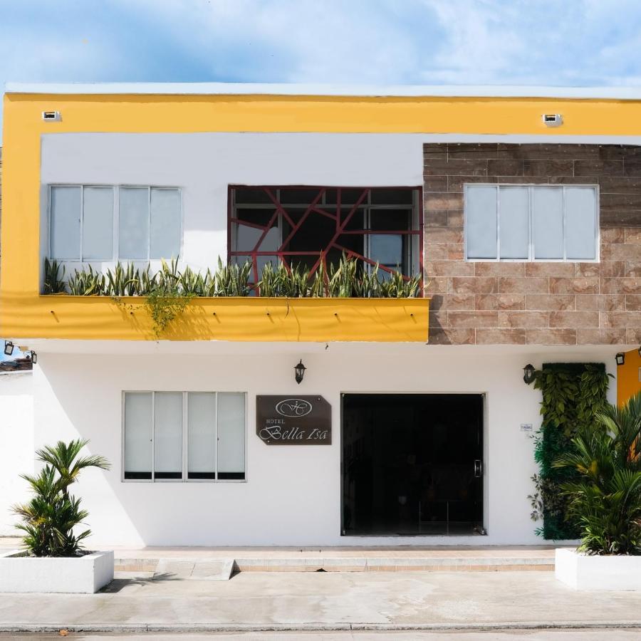 Hotel Bella Isa La Dorada Exterior photo